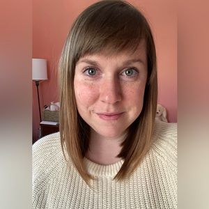 Meet your Posher, Hayley